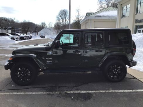 Used 2023 Jeep Wrangler Sahara w/ Cold Weather Group image 4