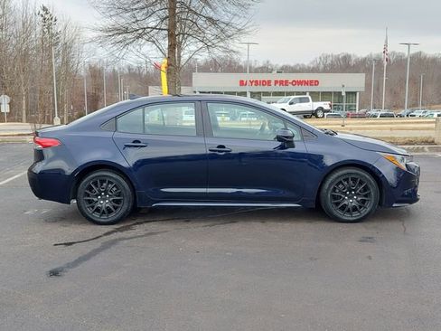 Used 2023 Toyota Corolla LE image 20