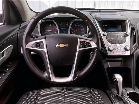 Used 2015 Chevrolet Equinox LT image 5