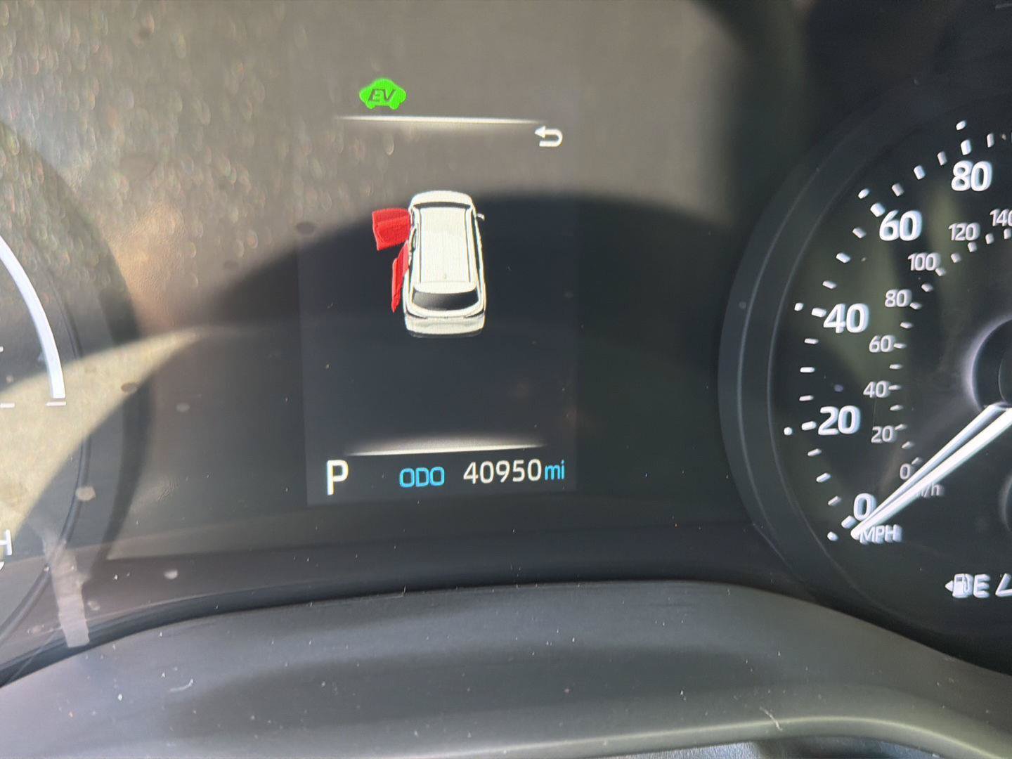 Used 2023 Toyota Sienna XLE FWD image 23