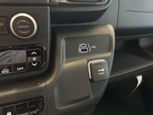 Used 2024 RAM ProMaster 2500 FWD image 50