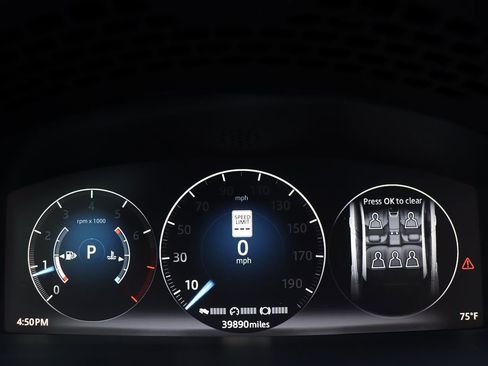 Used 2016 Jaguar XJ R-Sport image 18