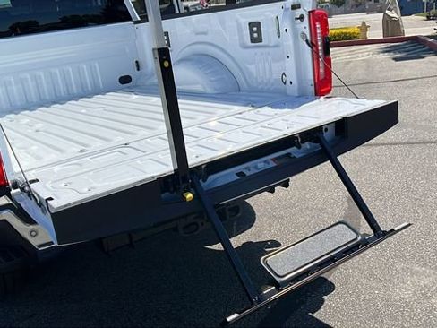 New 2026 Ford F250 Lariat w/ Chrome Package AWD/4WD image 14