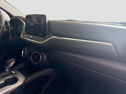 Used 2024 Chevrolet Blazer LT FWD image 28
