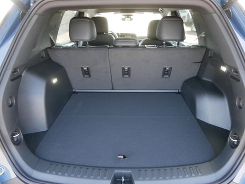 New 2026 Chevrolet Equinox LT AWD/4WD image 4