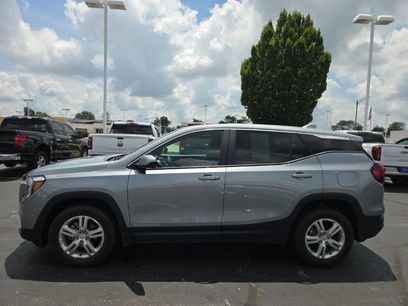Used 2024 GMC Terrain SLE