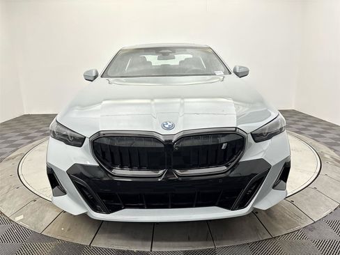 New 2027 BMW i5 eDrive40 w/ M Sport Package RWD image 14