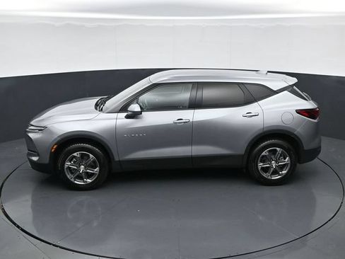 Used 2025 Chevrolet Blazer LT FWD image 35