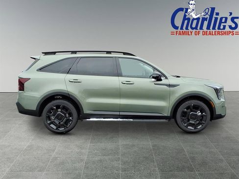 New 2025 Kia Sorento SX image 4