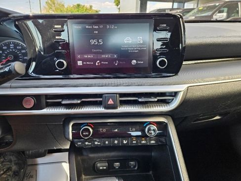 Used 2023 Kia K5 LXS image 27