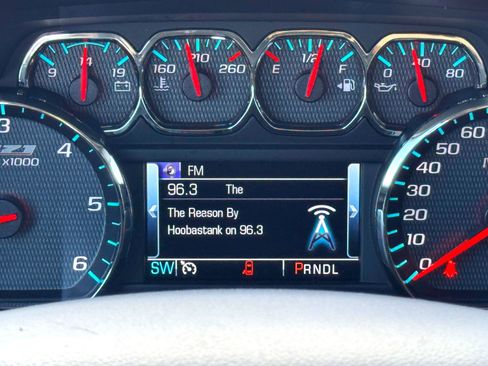 Used 2018 Chevrolet Silverado 1500 LT w/ All Star Edition image 23