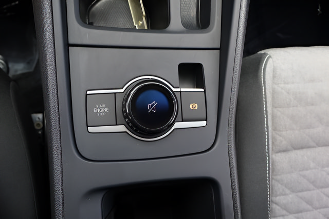 Certified 2025 Volkswagen Tiguan S AWD/4WD image 33