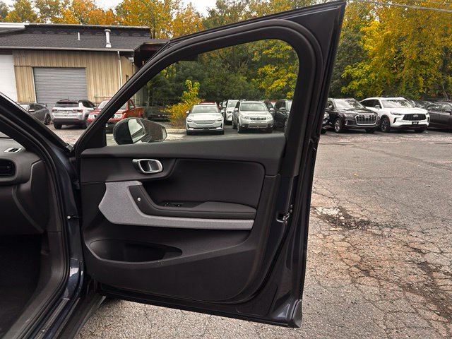 Used 2023 Polestar Polestar 2 w/ Pilot Pack AWD/4WD image 11
