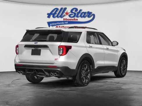 Used 2023 Ford Explorer ST w/ Equipment Group 401A AWD/4WD image 2