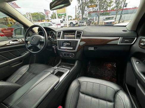 Used 2015 Mercedes-Benz GL 320 GL 350 BlueTEC 4MATIC Sport Ut image 11