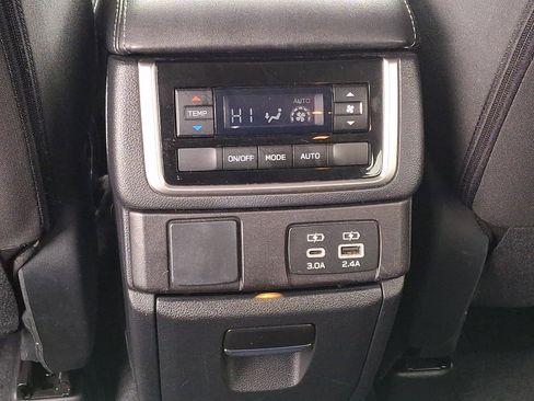 Certified 2023 Subaru Ascent Premium w/ Convenience Package image 12