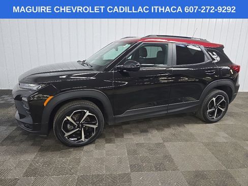 Used 2022 Chevrolet TrailBlazer RS w/ Technology Package AWD/4WD image 6