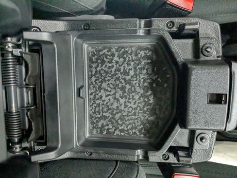 Used 2022 Jeep Wrangler Unlimited Sport AWD/4WD image 19