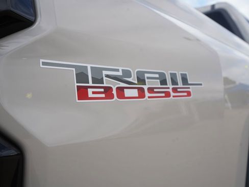 New 2026 Chevrolet Colorado Trail Boss AWD/4WD image 6