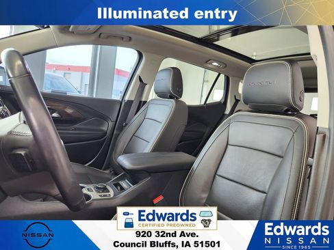 Used 2020 GMC Terrain Denali w/ Denali Premium Package AWD/4WD image 24