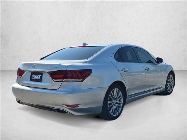Used 2015 Lexus LS 460 w/ Comfort Package RWD image 5