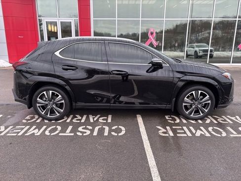 Used 2024 Lexus UX 250h AWD w/ Premium Package image 6