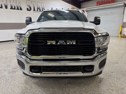 Used 2023 RAM 3500 Tradesman w/ Chrome Appearance Group RWD image 12