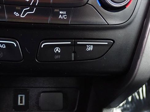 Used 2017 Ford Escape SE w/ Equipment Group 201A AWD/4WD image 20