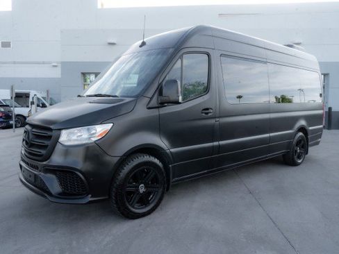 Used 2020 Mercedes-Benz Sprinter 2500 image 1