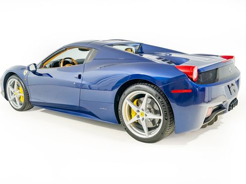 Used 2014 Ferrari 458 Spider image 4