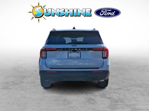 New 2026 Ford Explorer Active AWD/4WD image 5