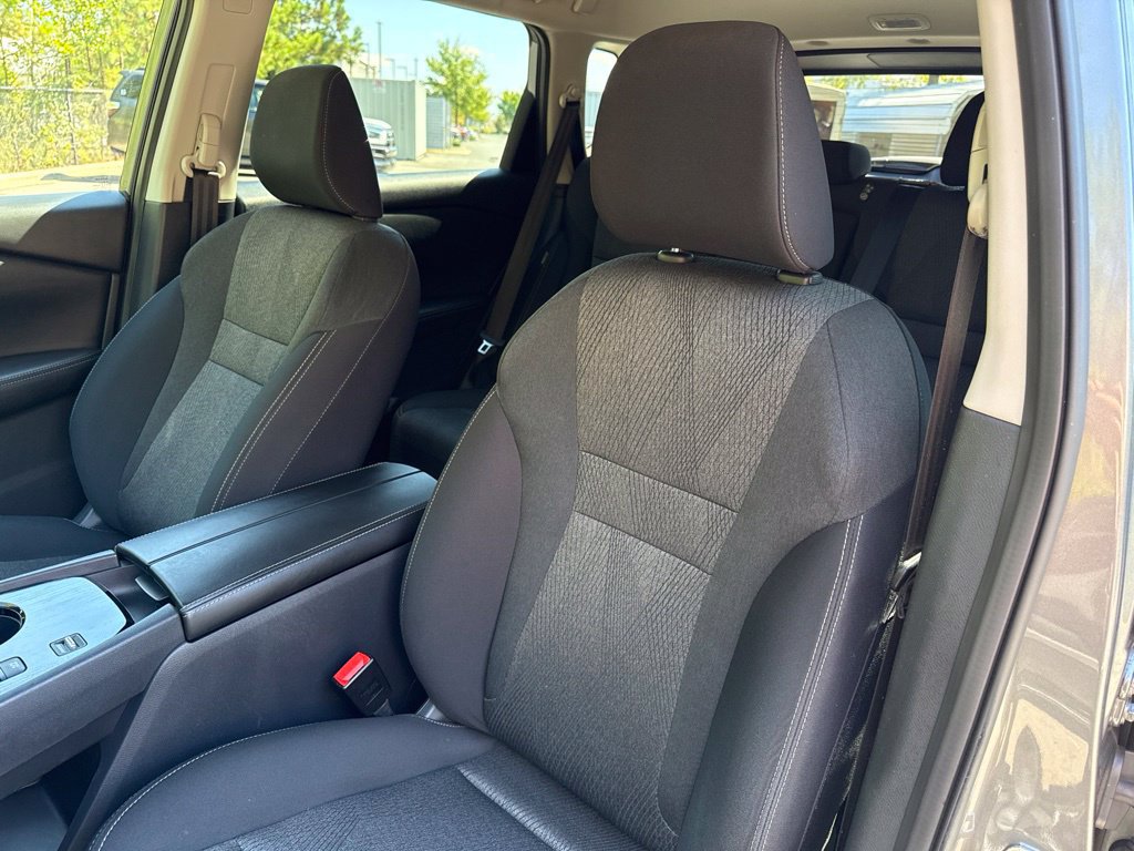 Certified 2026 Nissan Rogue SV FWD image 15