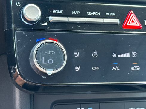 New 2025 Hyundai Tucson Limited image 26