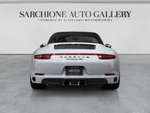 Used 2018 Porsche 911 Targa 4S AWD/4WD image 17