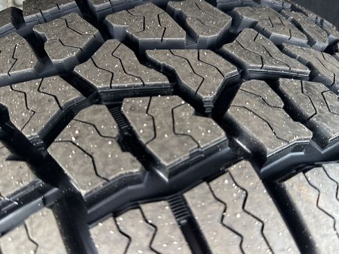 Used 2020 Chevrolet Silverado 1500 Custom Trail Boss w/ Custom Convenience Package image 12