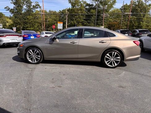 Used 2020 Chevrolet Malibu LT FWD image 4