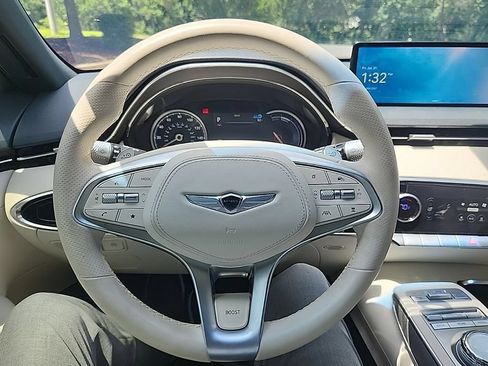 Used 2025 Genesis Electrified GV70 AWD/4WD image 8