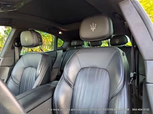 Used 2021 Maserati Levante AWD/4WD image 22