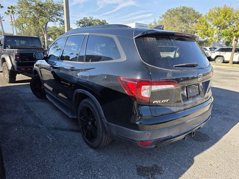 Used 2020 Honda Pilot Black Edition image 3