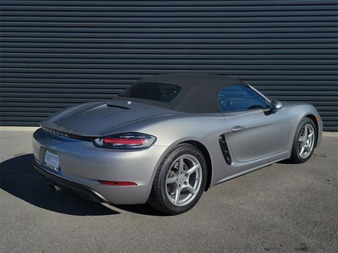 Certified 2023 Porsche 718 Boxster image 7