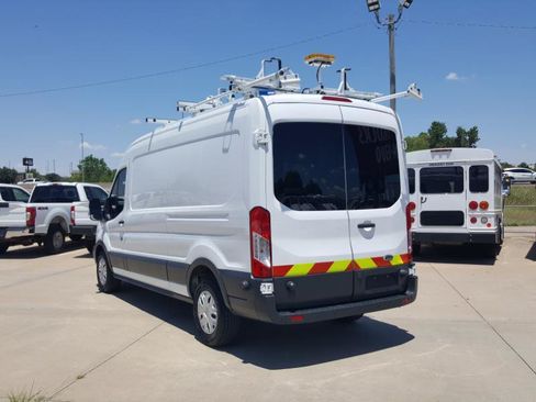 Used 2017 Ford Transit 250 148 Medium Roof w/ Exterior Upgrade Package RWD image 9