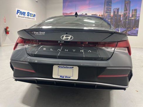New 2026 Hyundai Elantra Sport FWD image 25