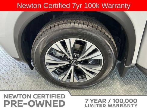 Used 2023 Nissan Rogue SV FWD image 41