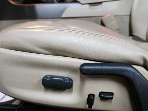 Used 2007 Chevrolet Corvette Convertible w/ Preferred Equipment Group image 12