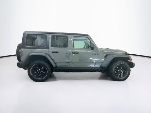 Used 2023 Jeep Wrangler Unlimited w/ Cold Weather Group AWD/4WD image 10