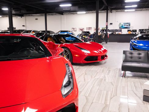 Used 2016 Ferrari 488 GTB RWD image 82