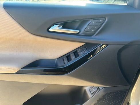 New 2026 Chevrolet Equinox ACTIV w/ Convenience Package III image 31