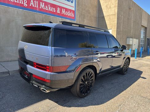 Used 2025 Hyundai Santa Fe Calligraphy AWD/4WD image 5