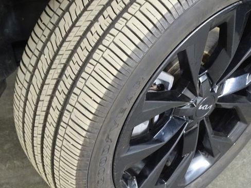 Used 2022 Kia Sorento SX image 38