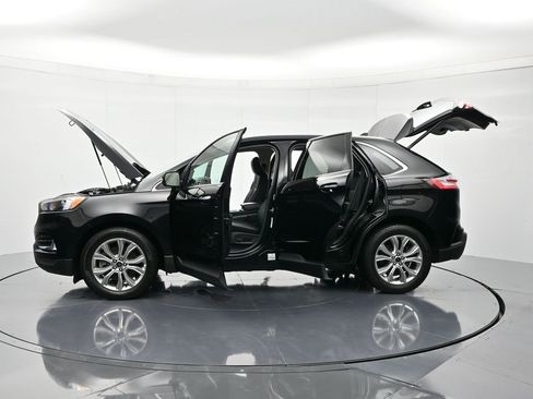 Used 2024 Ford Edge Titanium image 46